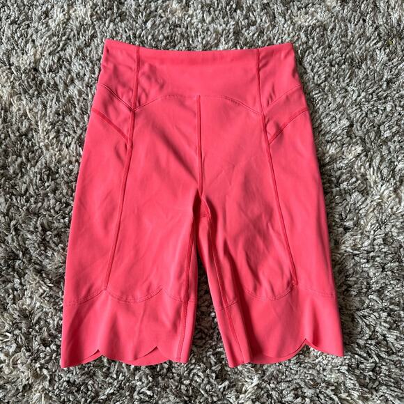 Free People FP Movement Coral Pink Petal Pusher Scalloped Biker Bike Shorts XS - Picture 1 of 11
